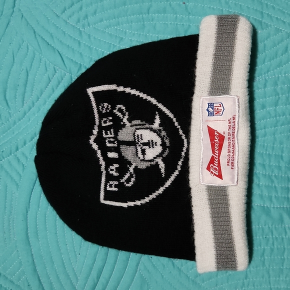 NFL RAIDERS TOQUE - Picture 2 of 5